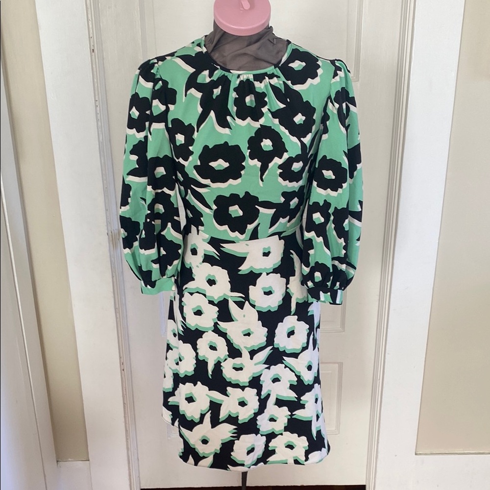 Closet London 3/4 Sleeve Zipper Back Green Floral Dress 6